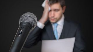 Oito dicas para vencer o medo de falar em público